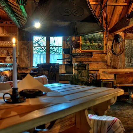 Pod Orlem Jacuzzi Sauna Bed and Breakfast