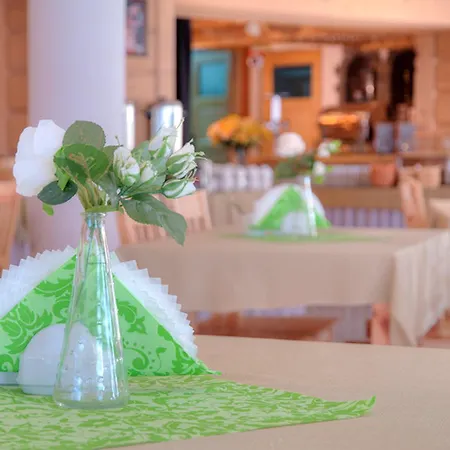 Bed and Breakfast Pod Orlem Jacuzzi Sauna Kościelisko